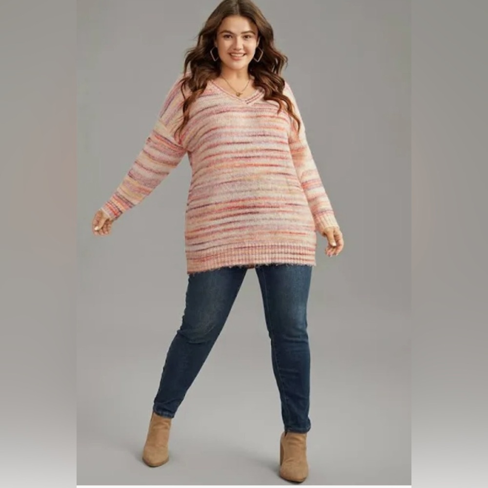 🌸.    #1157-13.  Bloomchic sweater - Picture 2 of 5